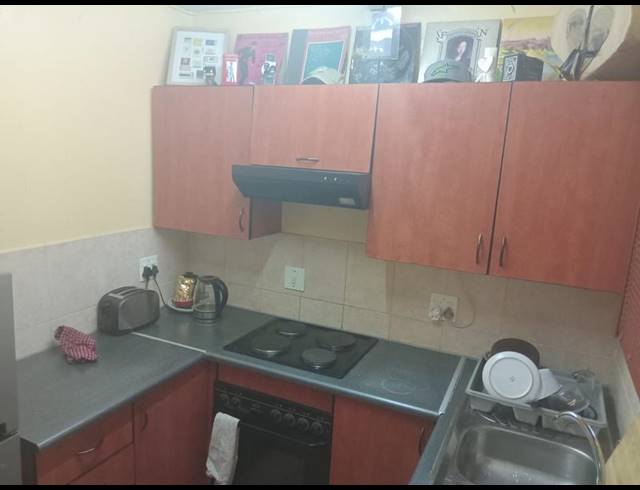 1 BEDROOM APARTMENT FOR SALE IN CLUBVIEW